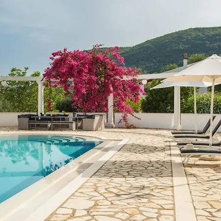 Cecilia Exclusive Corfu *