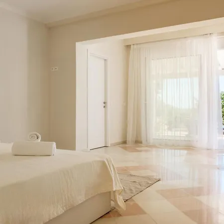 Cecilia Exclusive Corfu Villa *